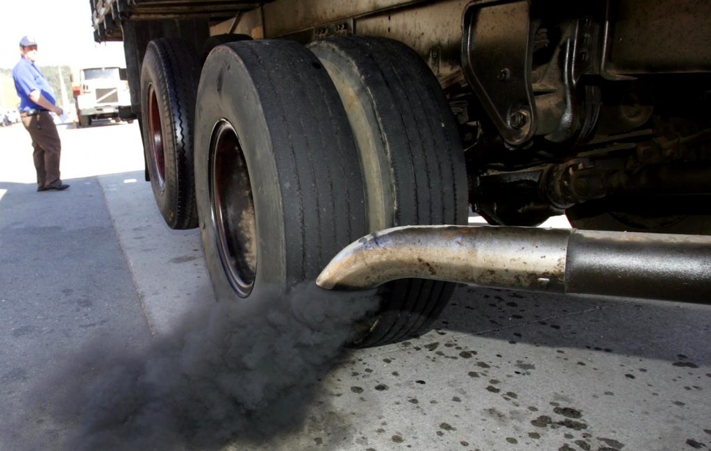 como reduzir gases poluentes caminhão